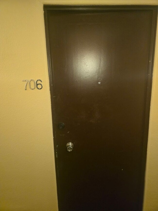 Foto del edificio - 1196 N Grant St