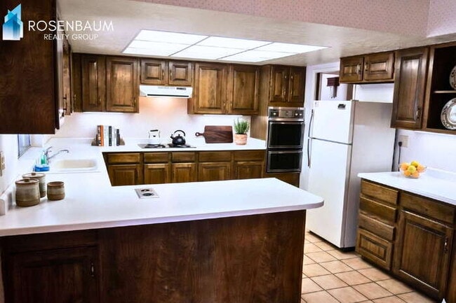 Foto del edificio - 10442 W Avalon Dr