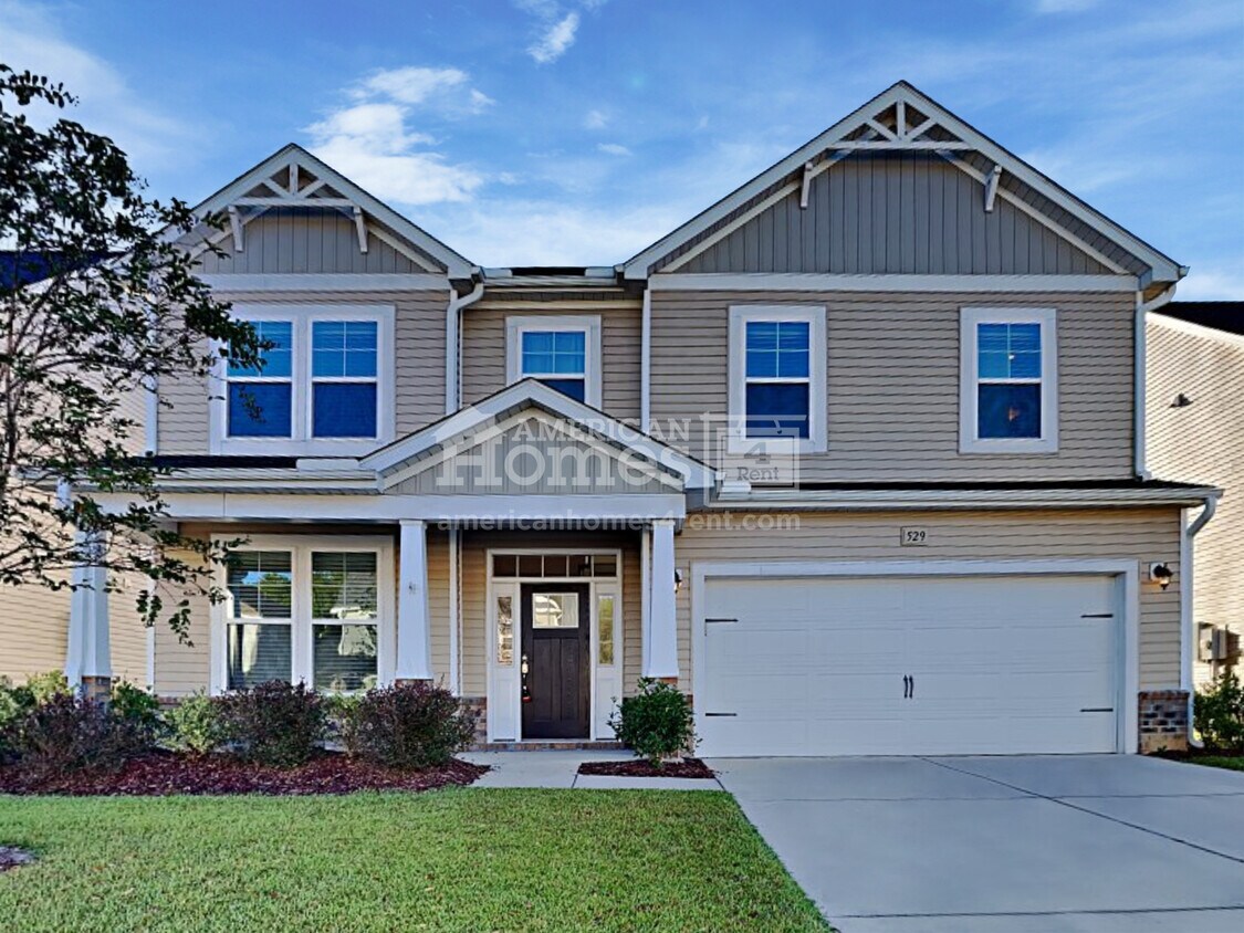 529 Lateleaf Drive House Rental in Moncks Corner, SC