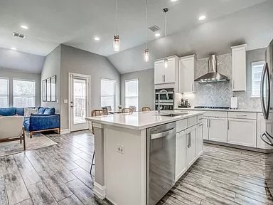 Photo - 6516 Cedarhurst Ct House