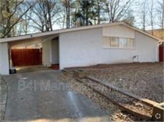 Building Photo - 6658 Westfield Dr