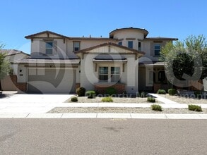 Building Photo - 14109 W Crabapple Dr