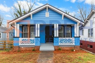 Building Photo - 1614 E 1st St