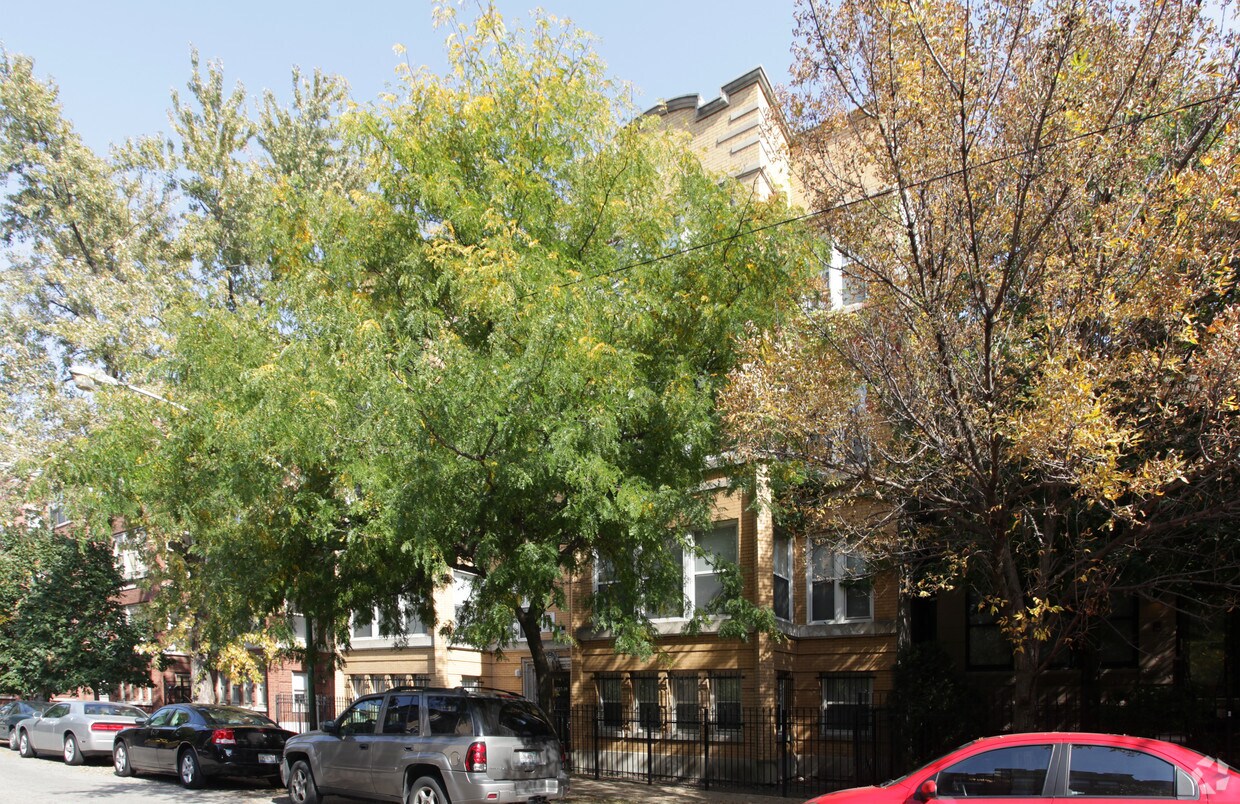 Foto del edificio - 4737-4739 S Ingleside Ave