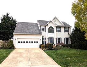 Building Photo - 1072 Virginia Ave