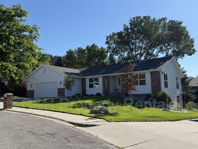 Building Photo - 3429 Powderhorn Cir