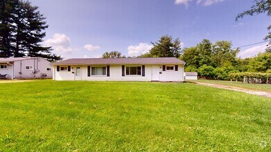 Building Photo - 335-337-337 Brenda Dr