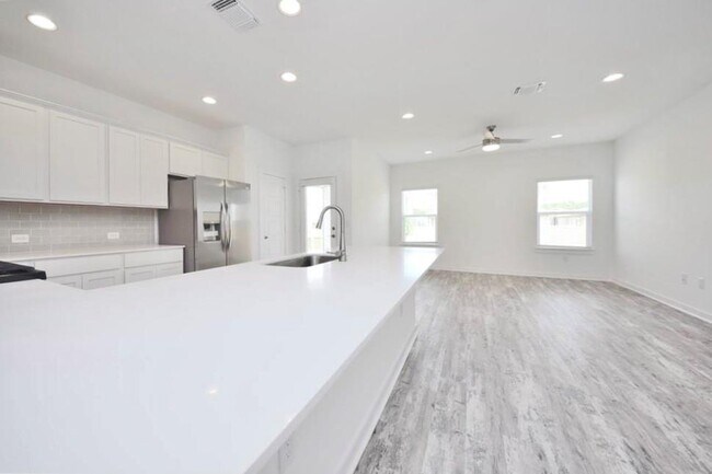Building Photo - 10307 Norshire Ln