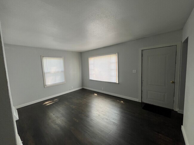 Foto del edificio - 5700 N 60th St