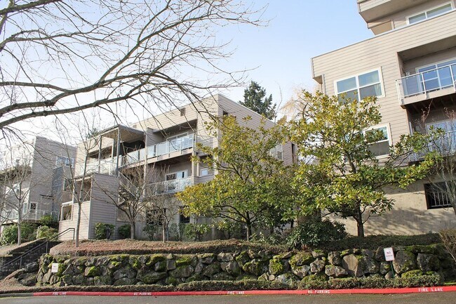 Foto del edificio - 1 Bedroom Condominium at Macadam Village i...