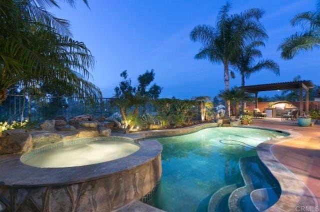 Building Photo - 2218 Vista La Nisa