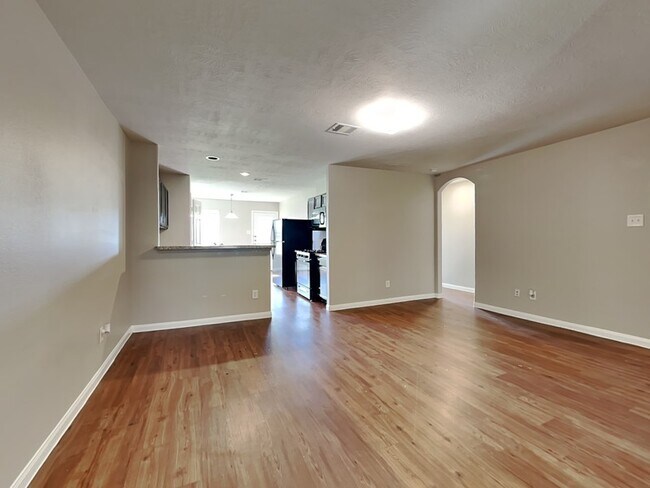 Building Photo - 22366 Queenbury Hills Dr