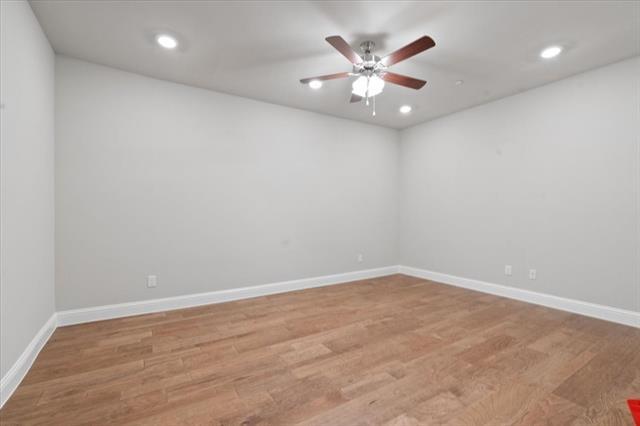 Foto del edificio - 7829 Bayside Dr