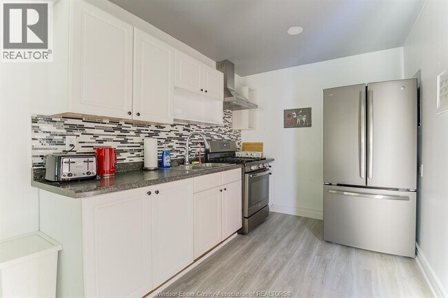 Photo du bâtiment - 1724 George Ave