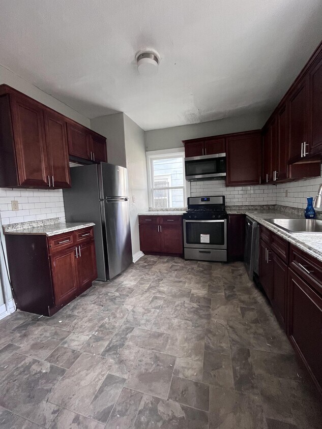 445 Baynes St, Buffalo, NY 14213 House Rental in Buffalo, NY