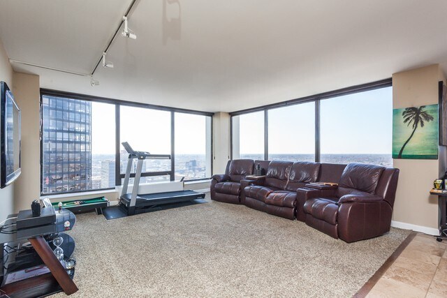 Foto principal - 5445 N Sheridan Rd