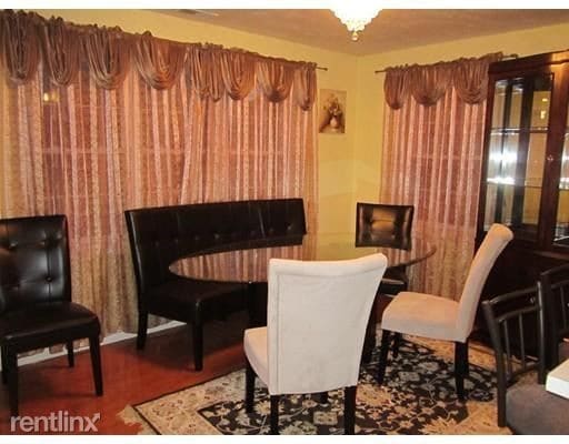 Building Photo - 3 br, 2.5 bath House - 5 Angela Rose Lane