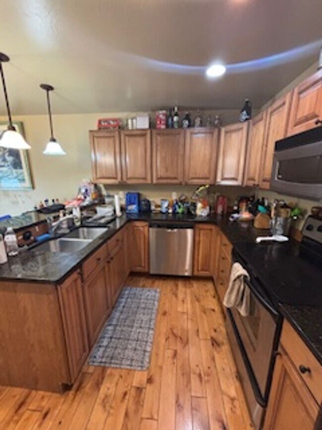 Foto del edificio - 2951 Warbler Way