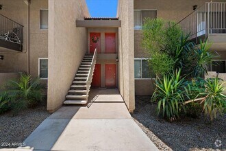 Building Photo - 5525 E Thomas Rd