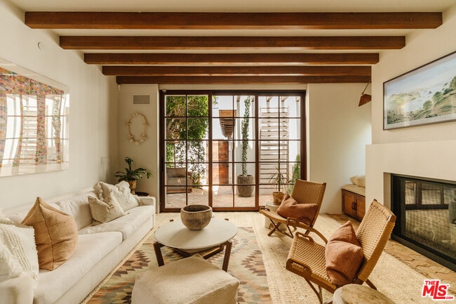 Foto del edificio - 751 Ozone St