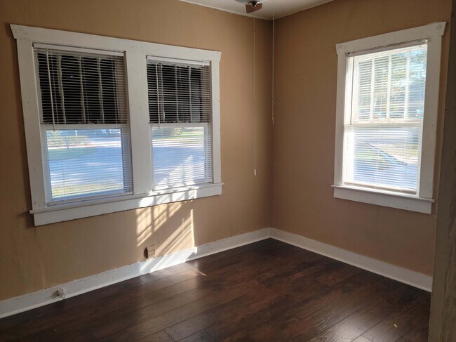 Bedroom 2 - 204 41st Ave E