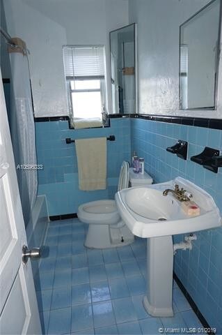 Foto del edificio - 1836 SW 25th St