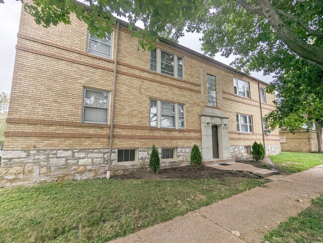 Building Photo - 3534 Brannon Ave