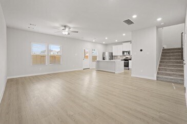 Building Photo - 7906 Alset Dr