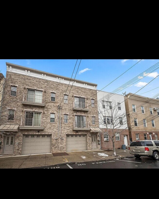 Foto del edificio - 41 Wright Ave