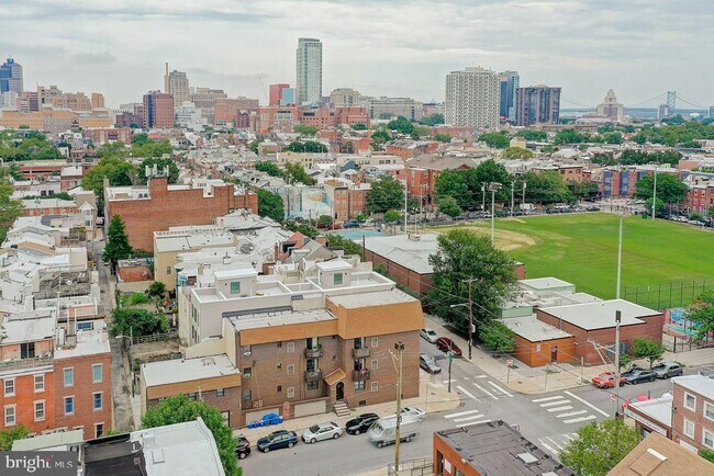 Foto del edificio - 728 S 10th St