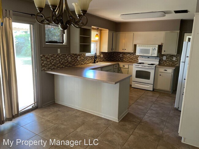 Foto del edificio - 3 br, 1.5 bath House - 1147 Carolina Street