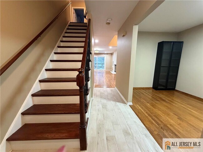 Foto del edificio - 41 Manor Dr