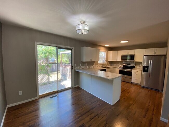 Building Photo - 2815 S Linden Street, Wichita, KS, 67210