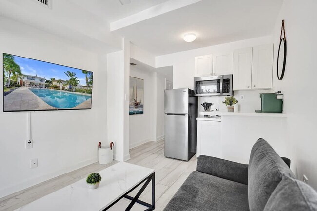 Building Photo - 901 N Federal Hwy