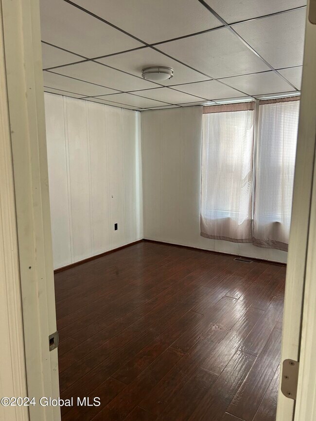 Building Photo - 1908 4th Ave