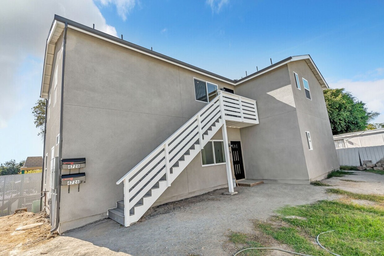 Primary Photo - Beautiful new construction - lower level unit