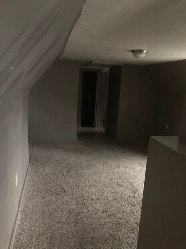 Living room - 500 Cottage Ave