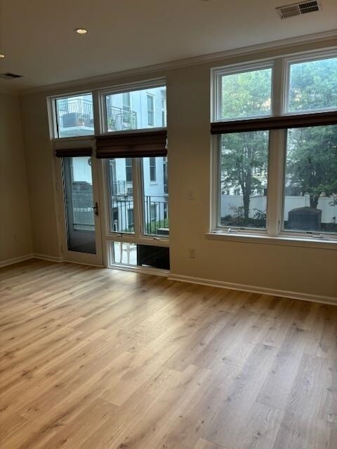 Building Photo - 1100 Adams St