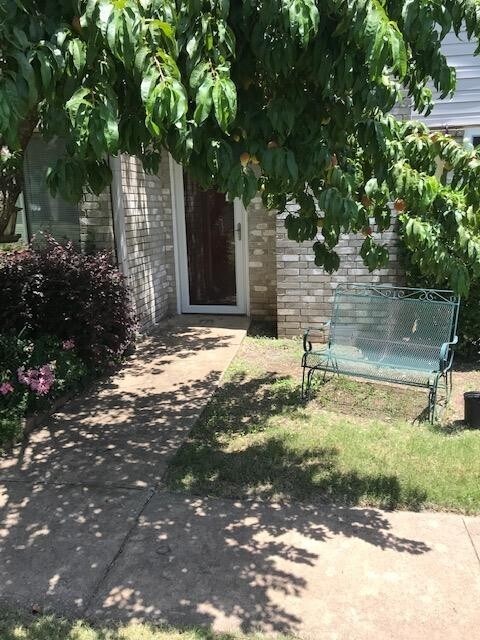 Foto del edificio - 2 bedroom 2bath townhome