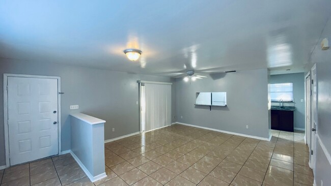 Foto del edificio - 2 Bedroom, 2.5 Bath Townhouse in Altamonte...