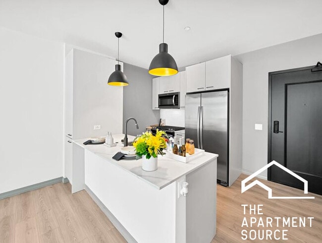 Photo - 2155 N Elston Ave Apartment