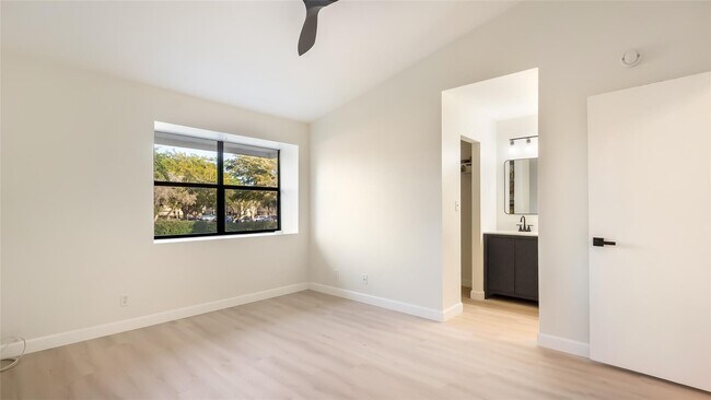 Building Photo - 4979 NW 82nd Ave