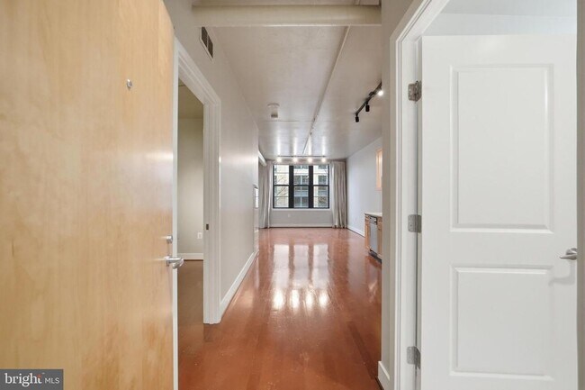 Foto del edificio - 2125 14th St NW