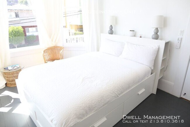 Foto del edificio - Beautiful Studio Apartment with Kitchenette