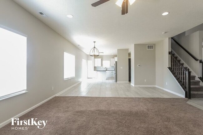 Foto del edificio - 4448 Ozark Ln