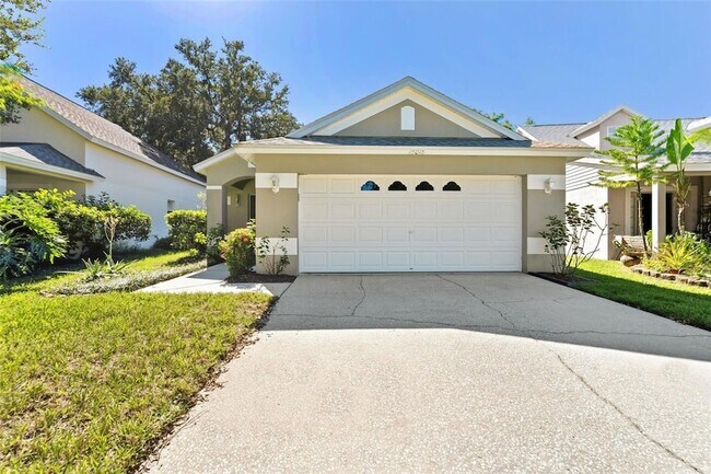Building Photo - 15016 Deer Meadow Dr