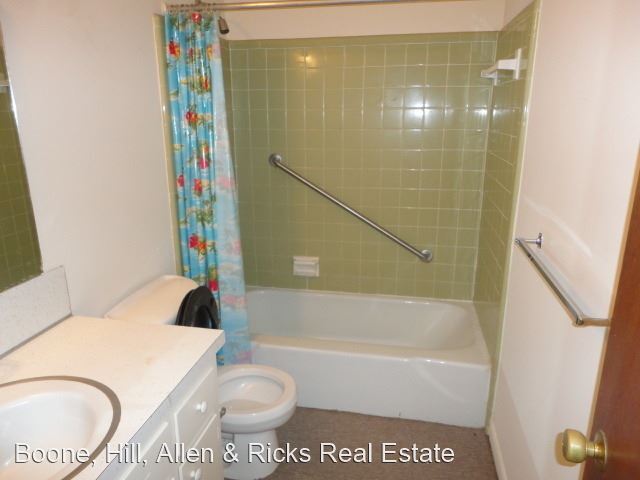 Foto del edificio - 2 br, 1.5 bath House - 101 #6 Greenwood Ave.