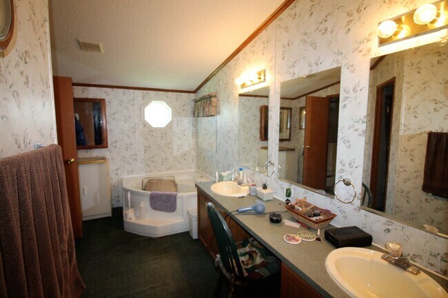 Foto del edificio - 1537 Tomlinson Rd, Victoria, VA