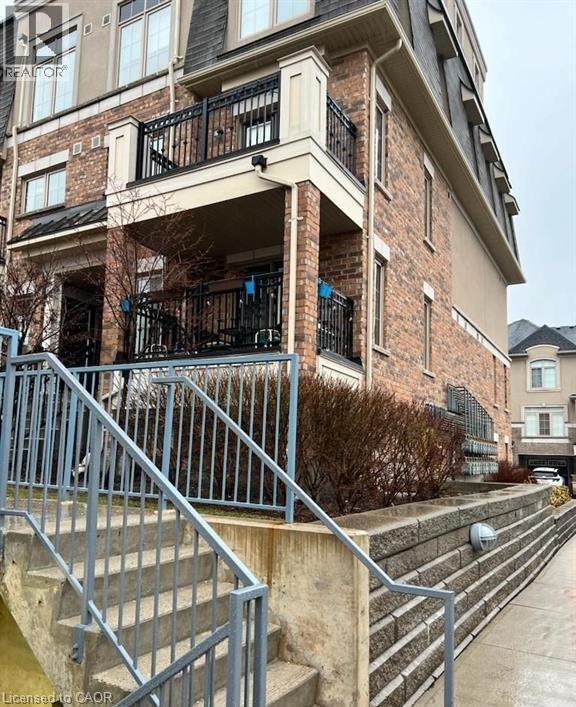 Building Photo - 2441 Greenwich Dr