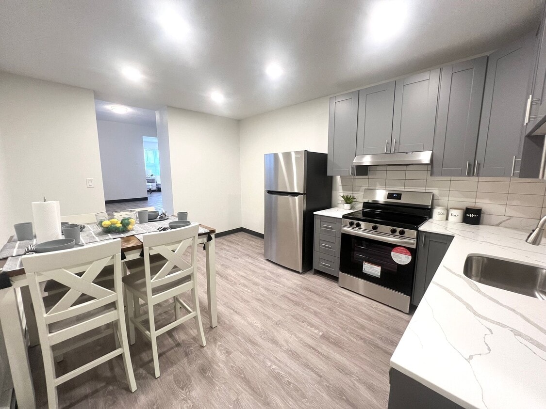 Primary Photo - Maria Apartments